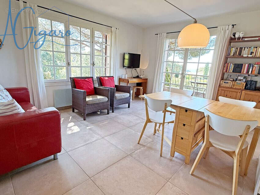 Appartement à LA CROIX-VALMER