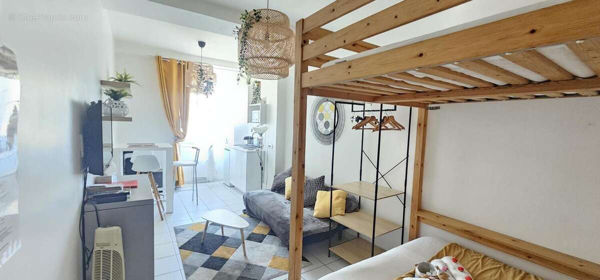 Appartement à LYON-9E
