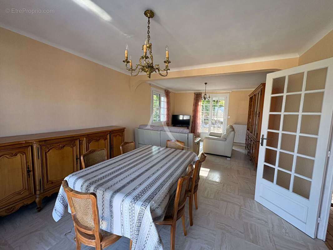 Maison de 102 m² à Saumur - photo 4