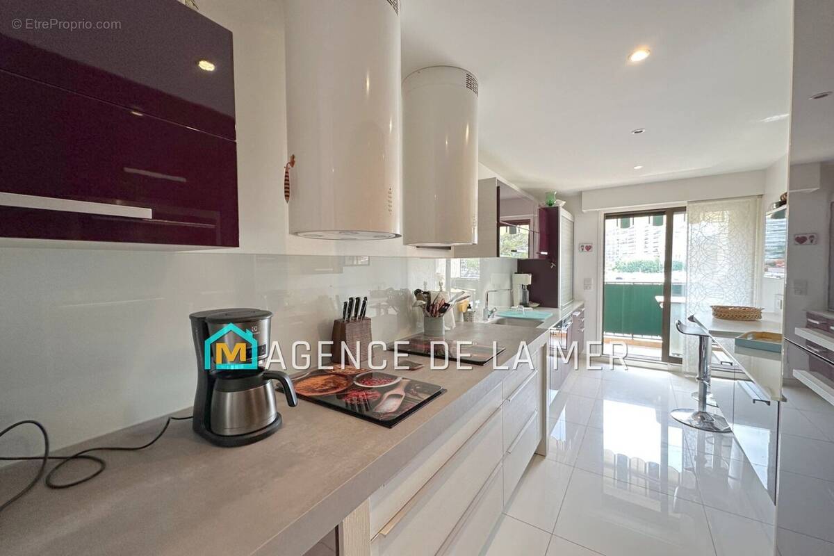 Appartement à MANDELIEU-LA-NAPOULE