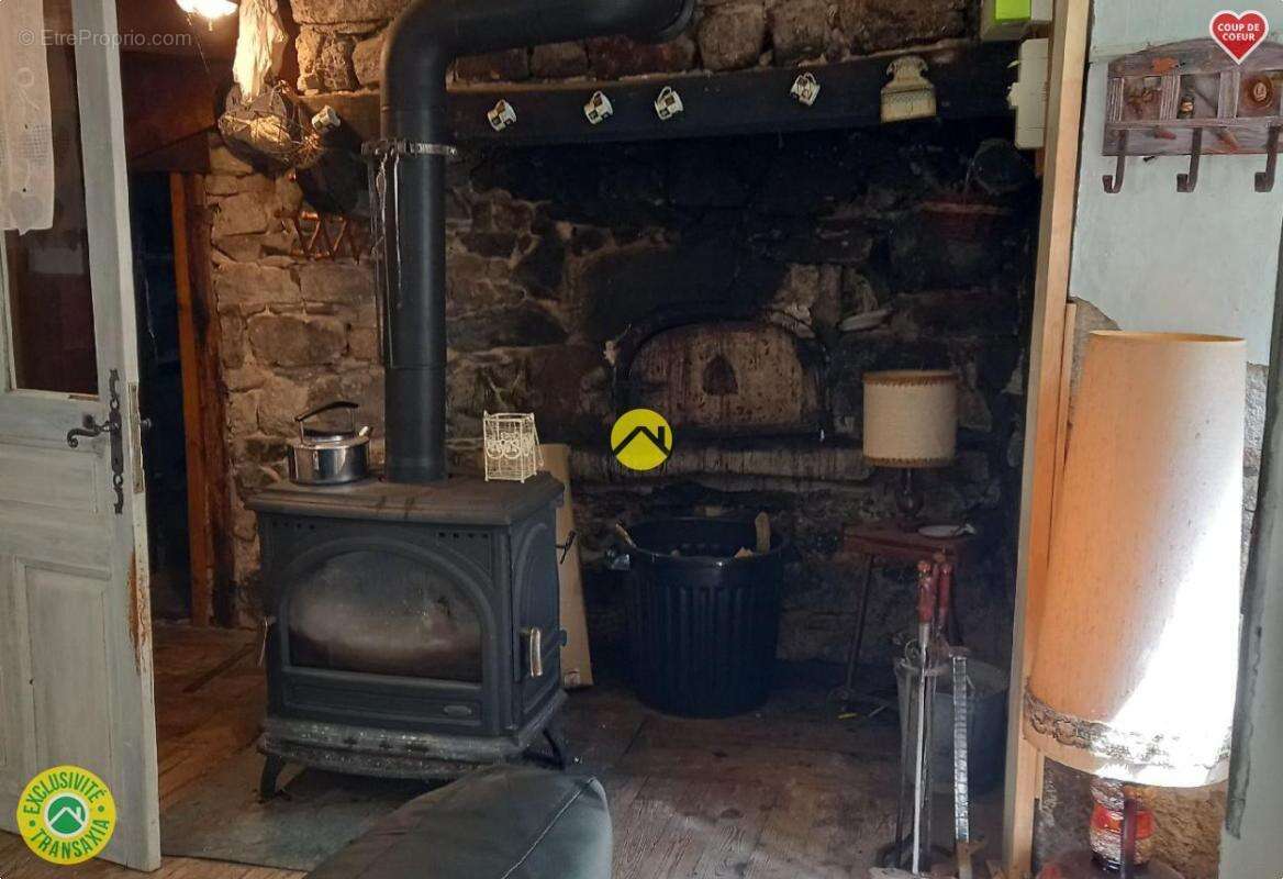 Maison 87 m² à Joursac  - photo 9
