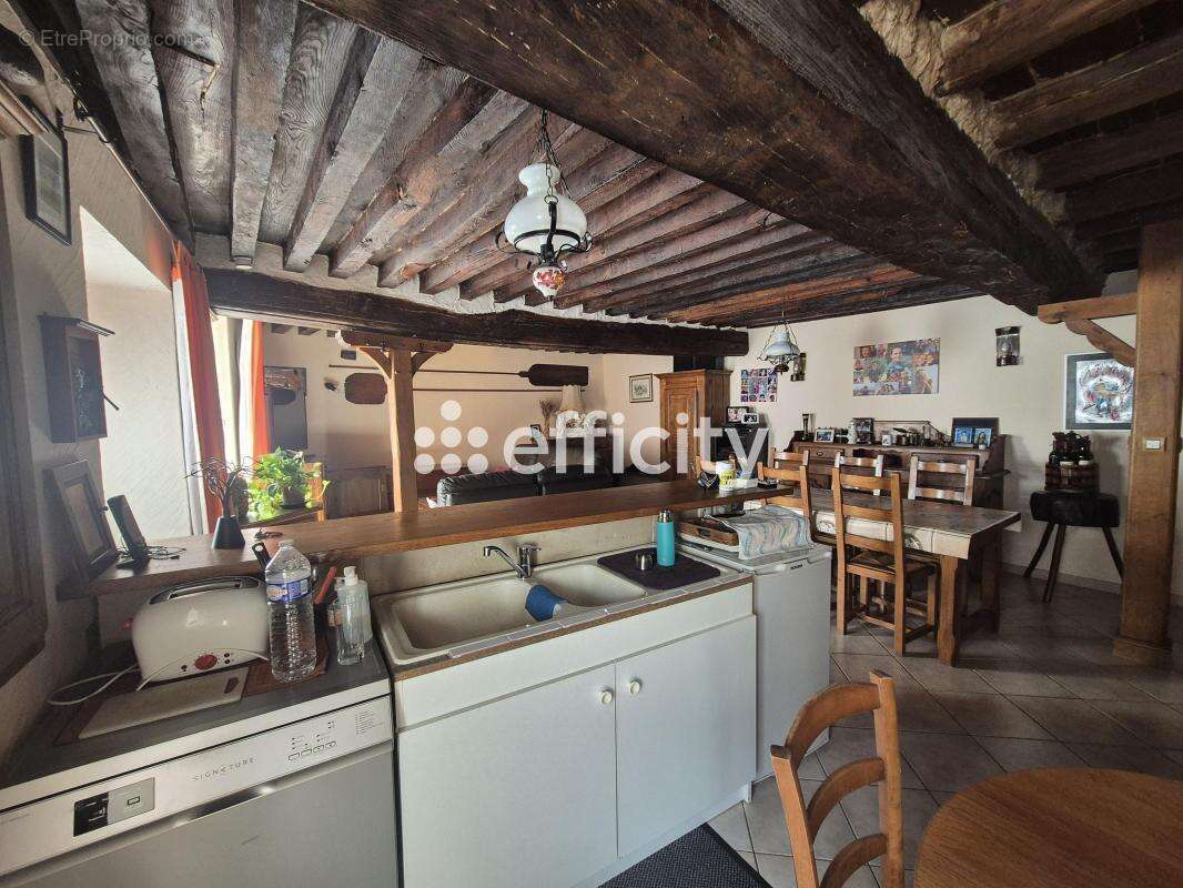 Maison 148 m² à Saint-Laurent-Nouan  - photo 8
