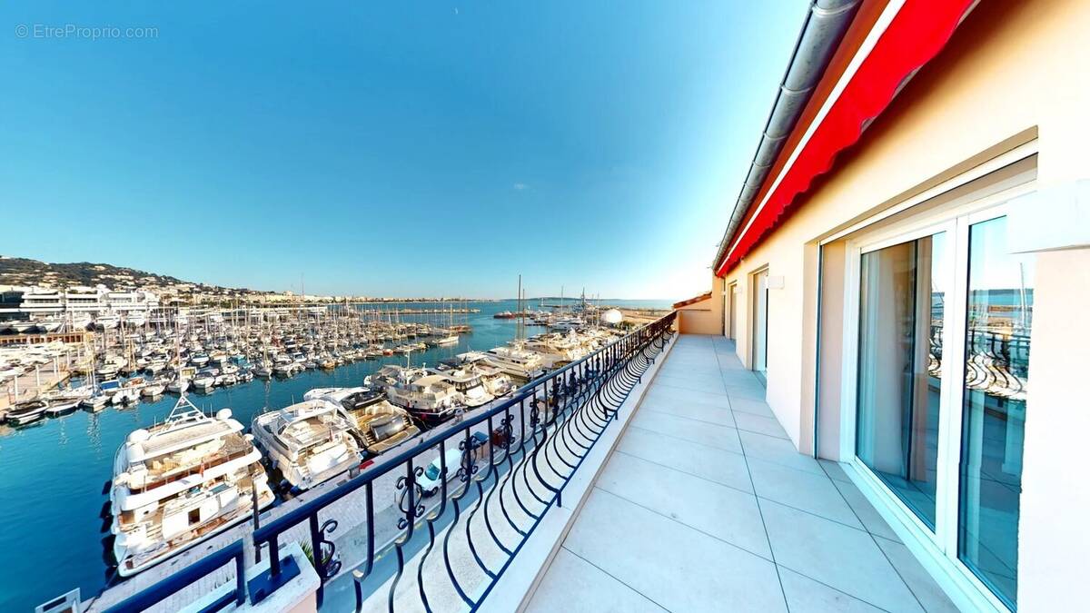 Appartement à CANNES