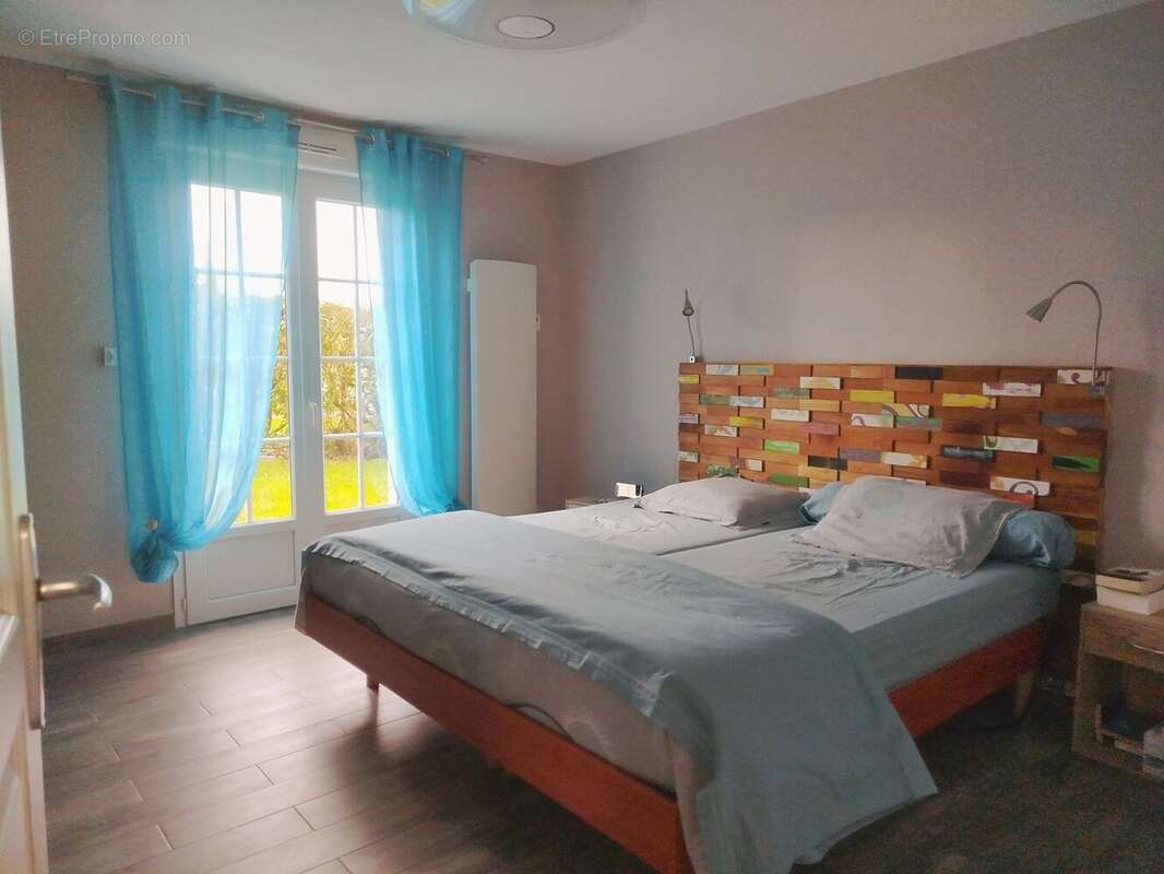 Maison à HAUTVILLERS-OUVILLE