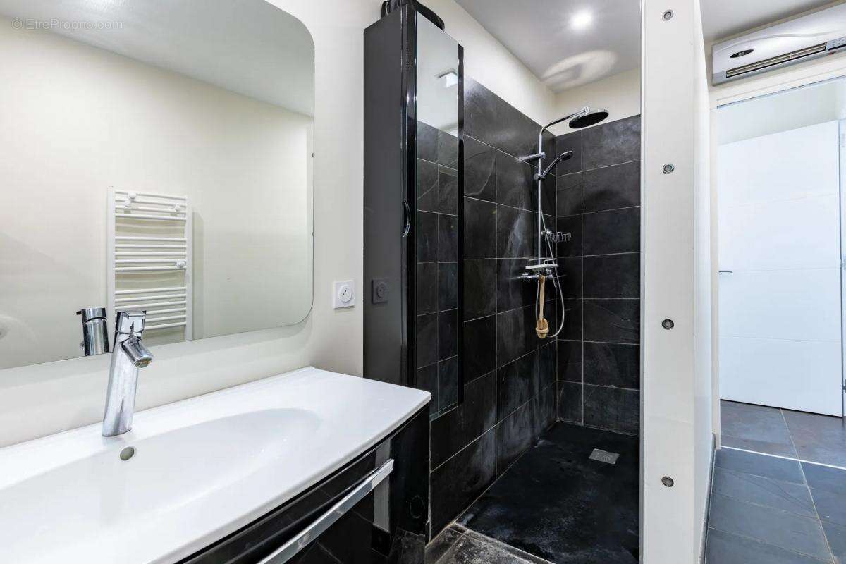 Maison à CUXAC-D&#039;AUDE