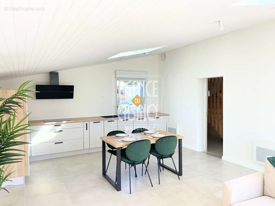 Saint-Marc-sur-Mer - Duplex familial entièrement rénové avec terrasse plein Sud - photo 2