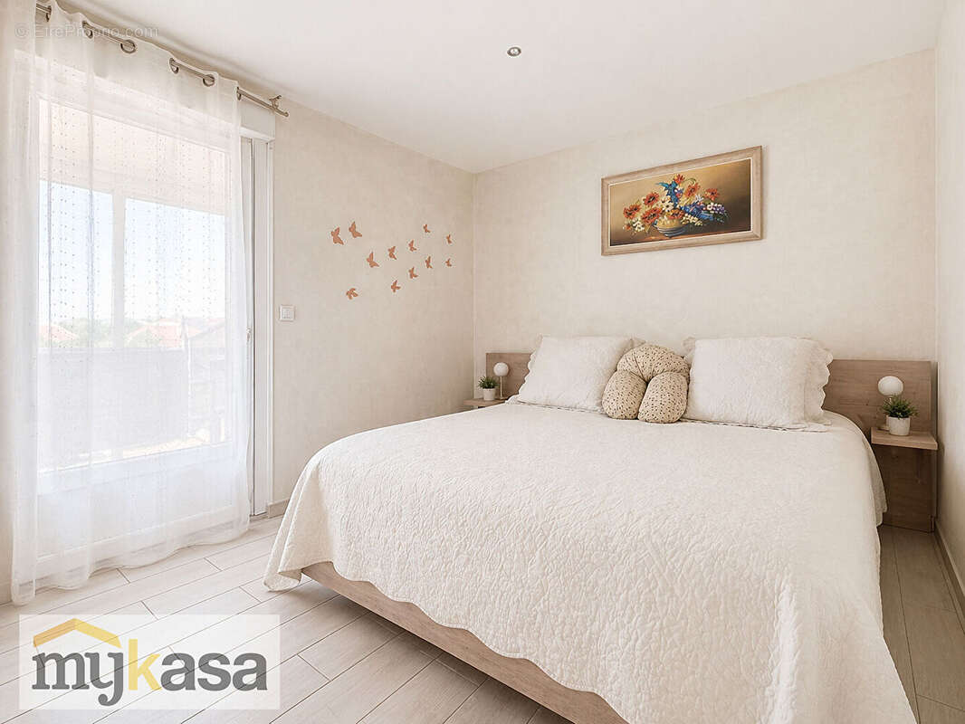 Appartement Martigues 4 pièce(s) 84 m2 - photo 7