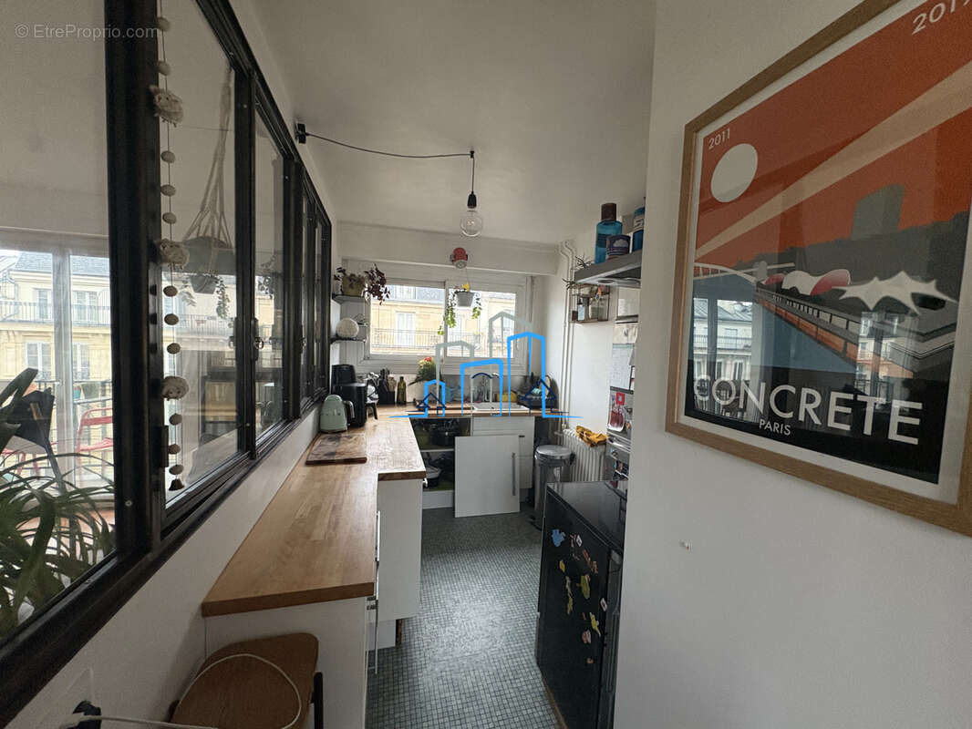 Appartement à PARIS-10E