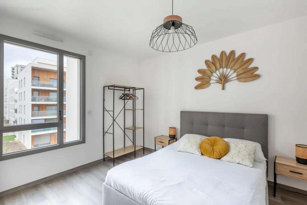 Appartement à BRON