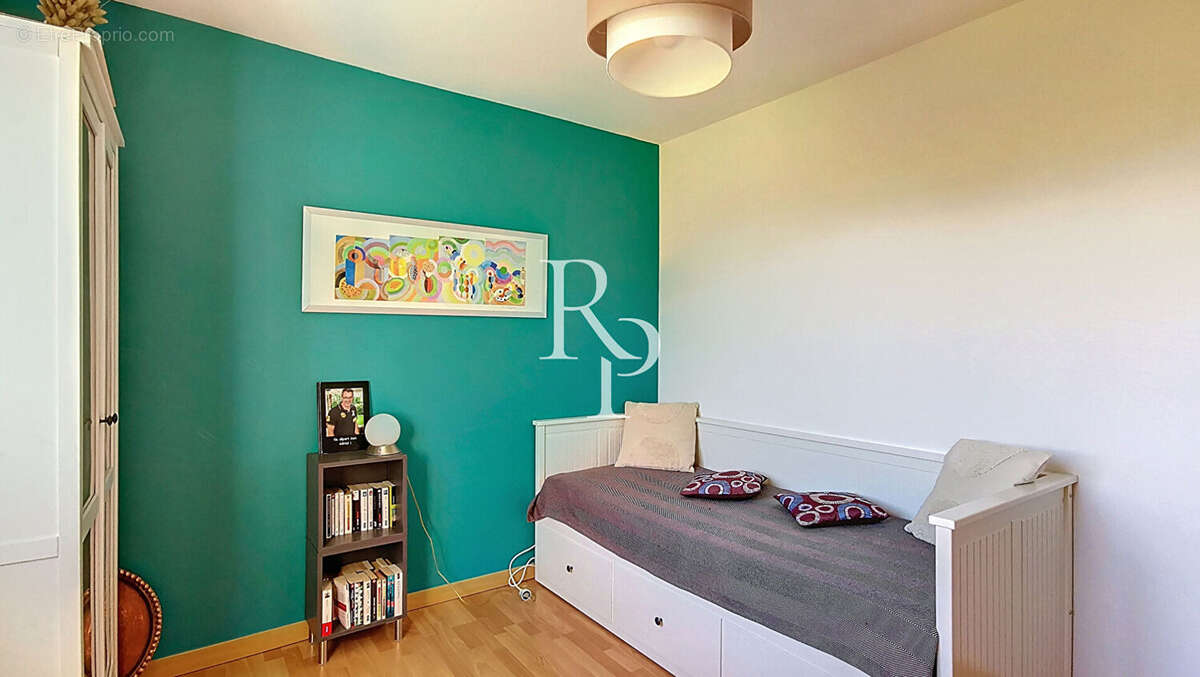 Maison à GREZIEU-LA-VARENNE