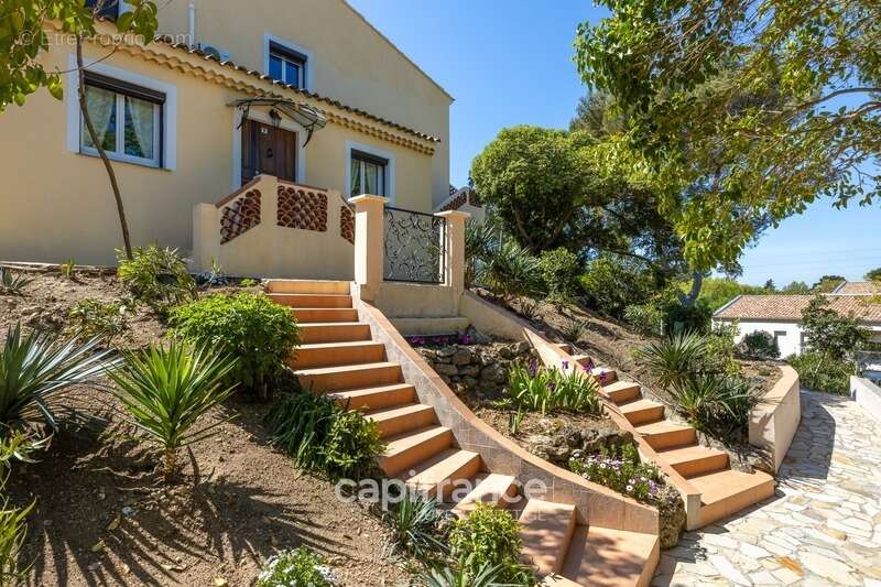 Maison à MARSEILLE-11E