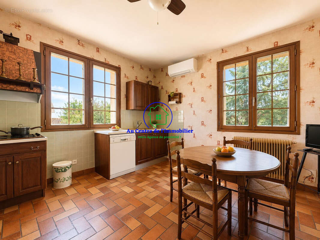 Maison 140 m² à Pont-Du-Casse  - photo 3