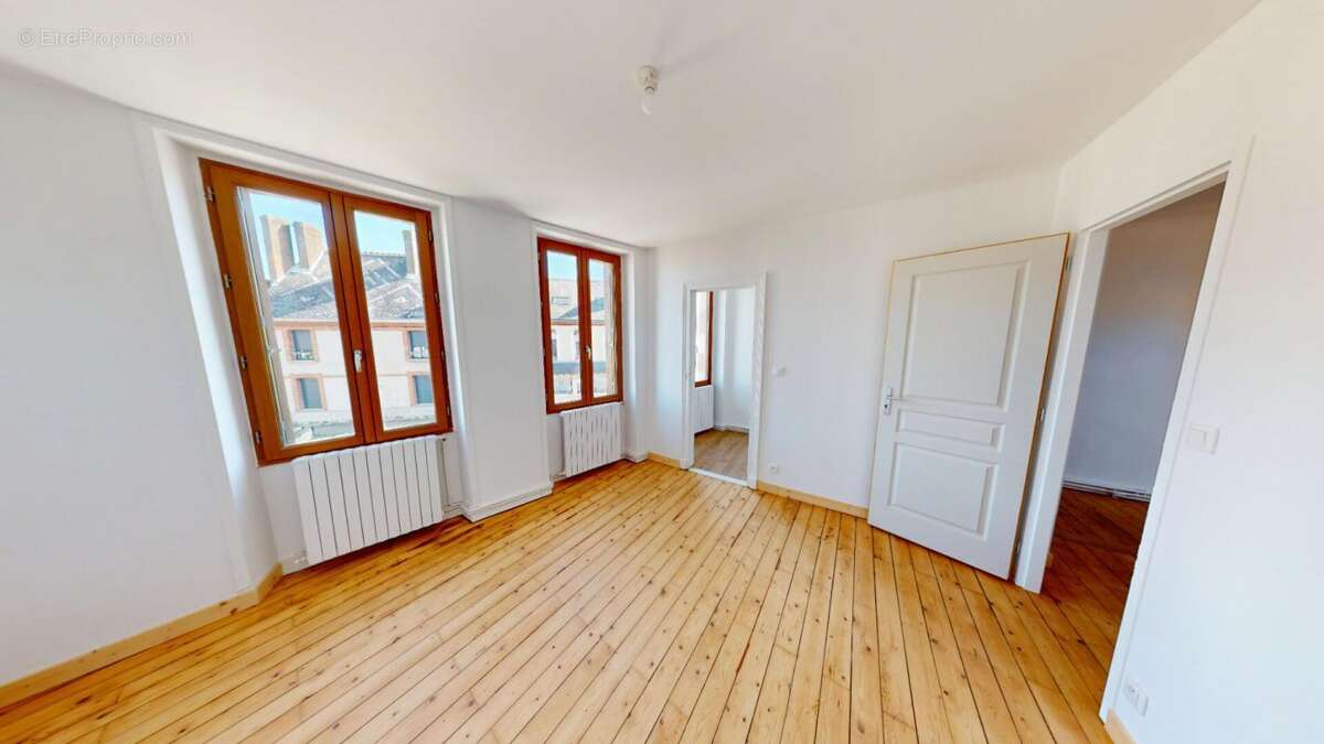 Maison à LA VILLE-AUX-CLERCS