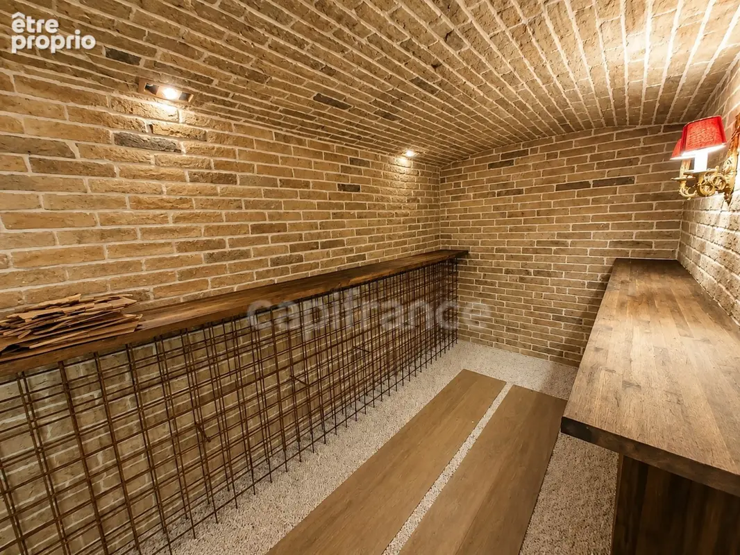 Maison à vendre 5 pièces FREJUS (83), piscine, jacuzzi, terrasses, jardin, garage - photo 14