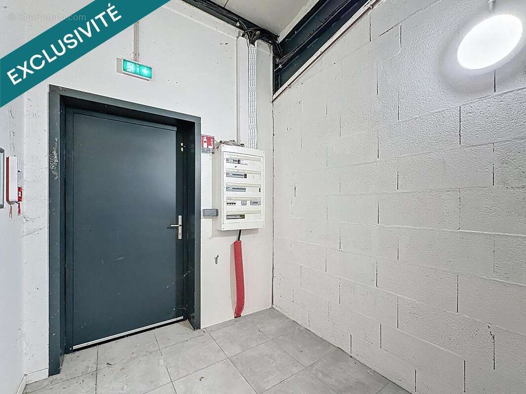 Photo 5 - Commerce à BOURGOIN-JALLIEU