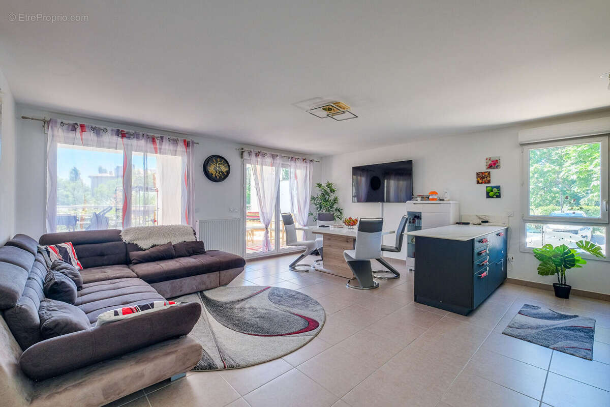 Appartement à MARSEILLE-13E