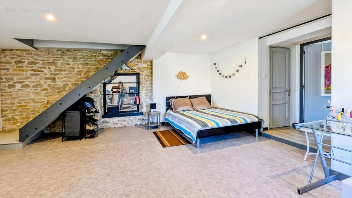 Maison à UCHIZY