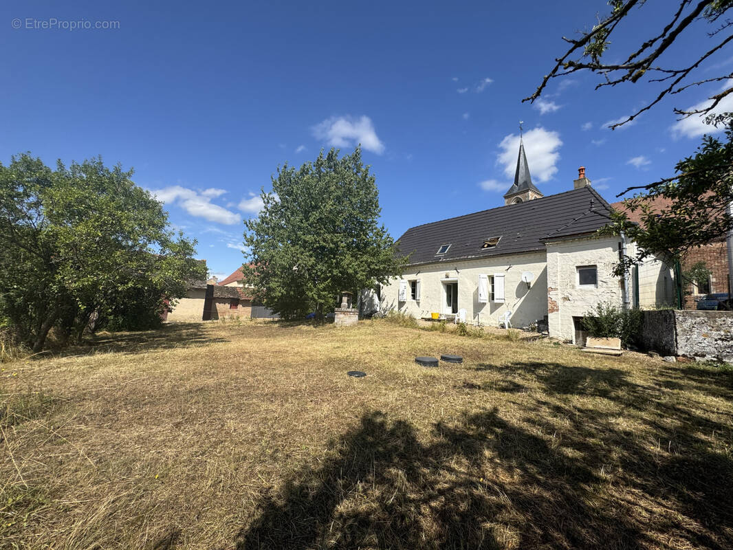 Maison à FRONTENARD