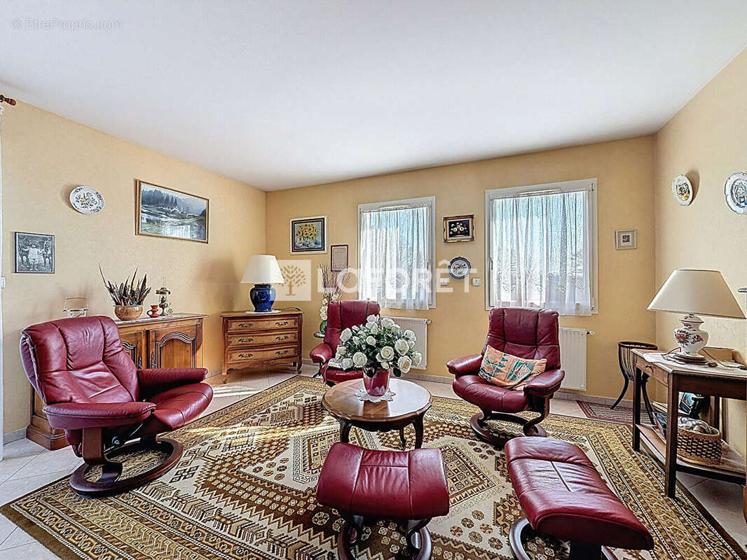 Appartement à CHATILLON-SUR-CHALARONNE