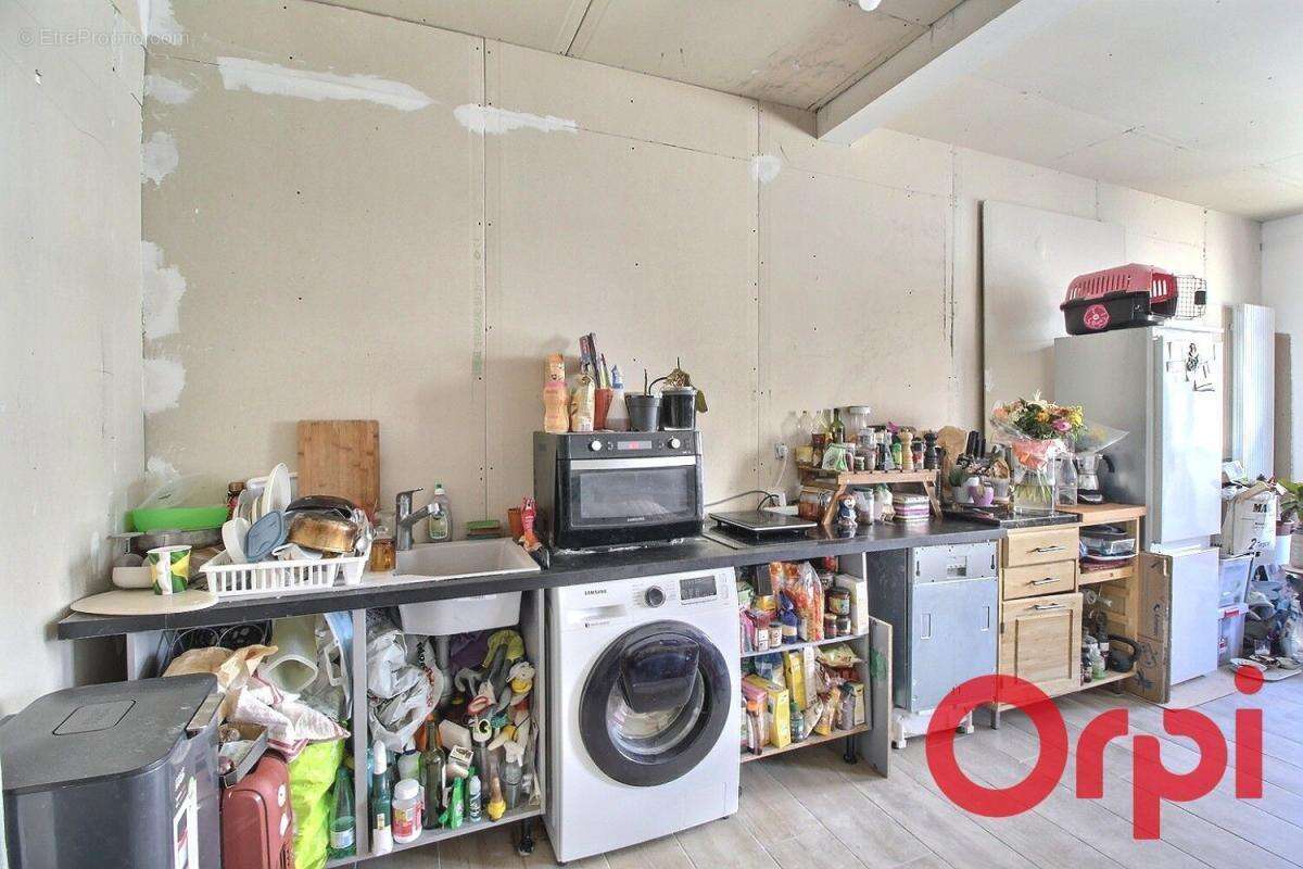 Appartement à MARSEILLE-7E