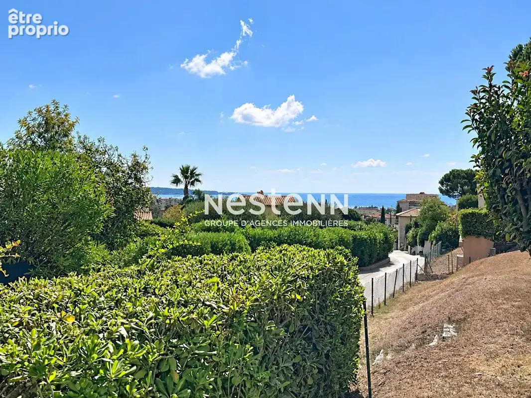 Golfe-Juan - 2P - 40m² - Rez-de-Jardin 96m² - Vue mer - Garage - Sud - photo 3