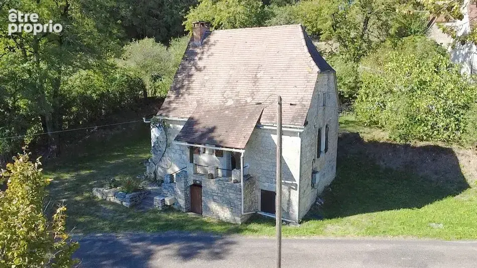 Jolie maison en pierre habitable de suite sur 2140 m2. - photo 15
