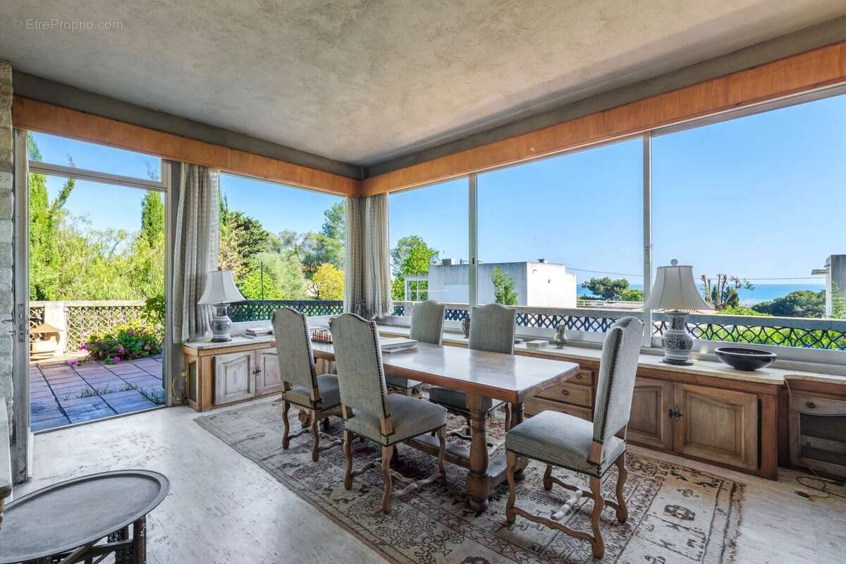 Maison à CAGNES-SUR-MER