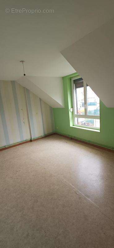 HENIN BEAUMONT  791 rue 	Pierre Brossolette - photo 5