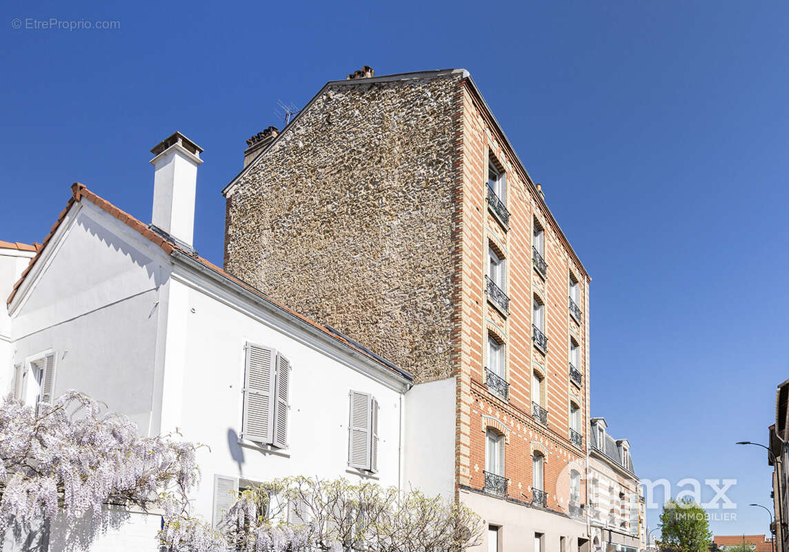 Appartement à BOIS-COLOMBES