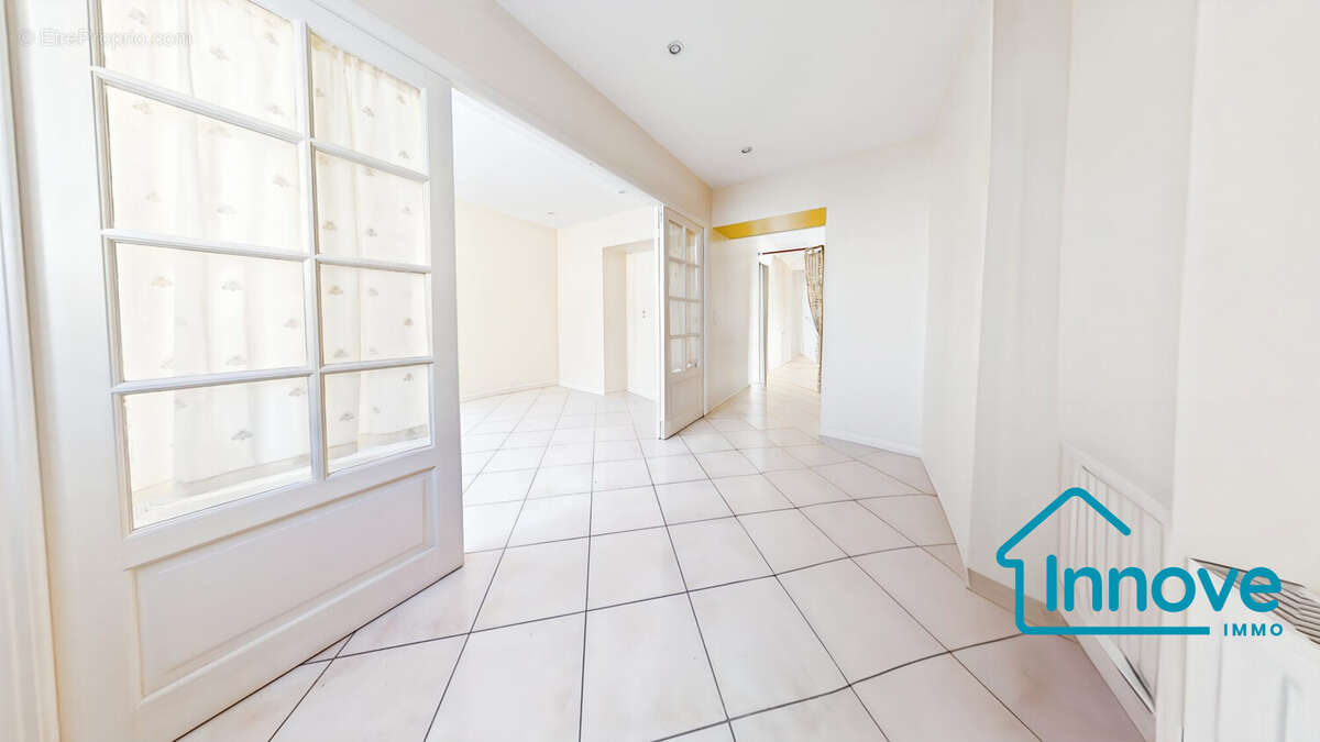 Appartement à VERSAILLES