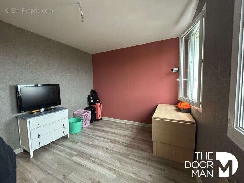 Appartement à SAINT-DOULCHARD
