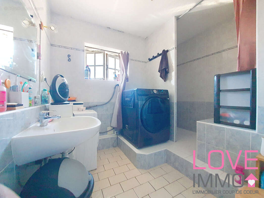 Maison à LES ABRETS