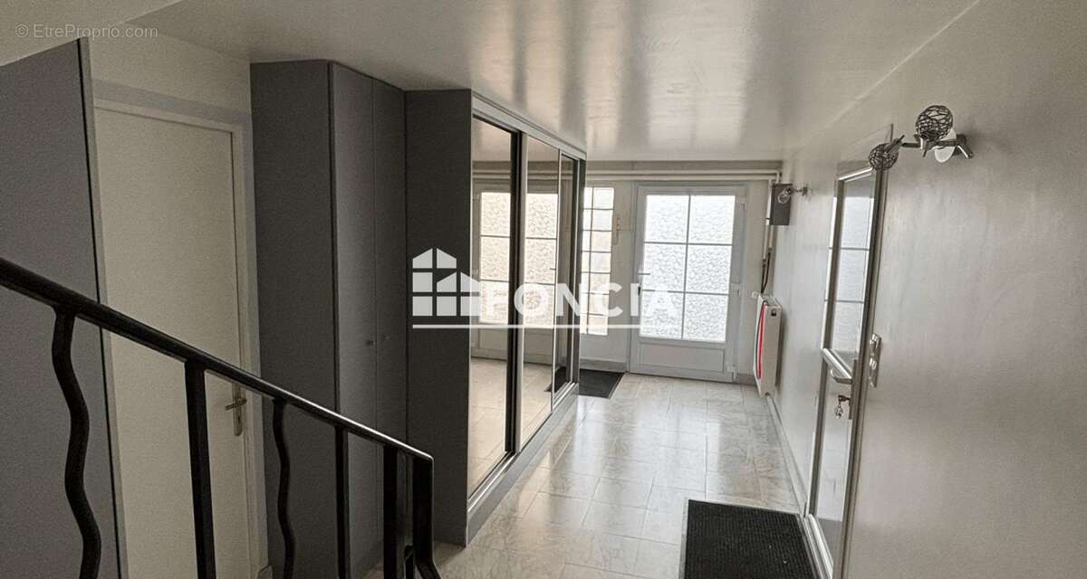 Maison à SAVIGNY-SUR-ORGE