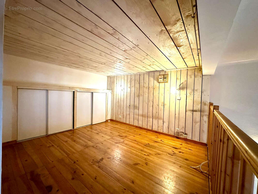 Appartement à MARSEILLE-7E