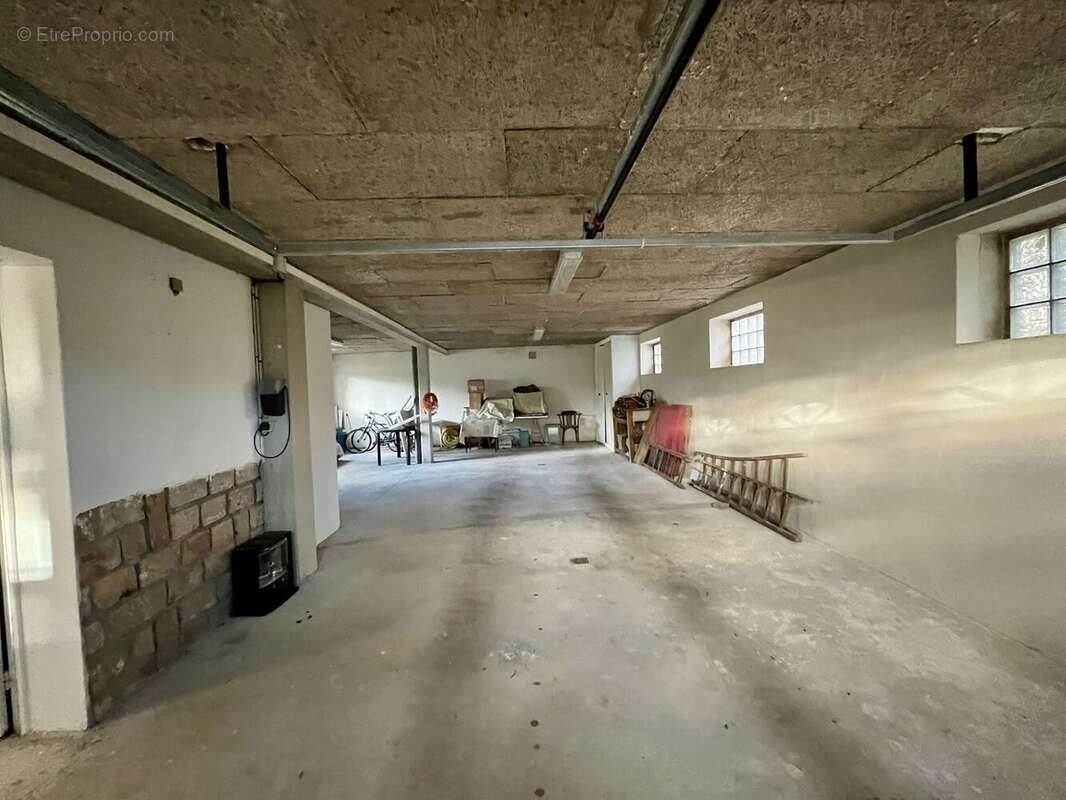 Maison à SAINT-CHELY-D'APCHER