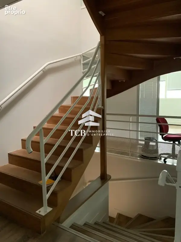 Commerce 776 m² à vendre à Nantes (44300) - photo 4