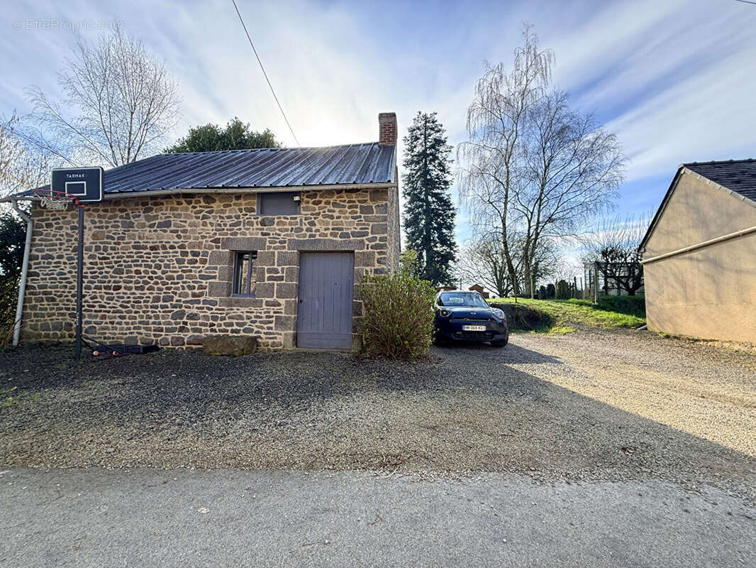 Maison à MEILLAC
