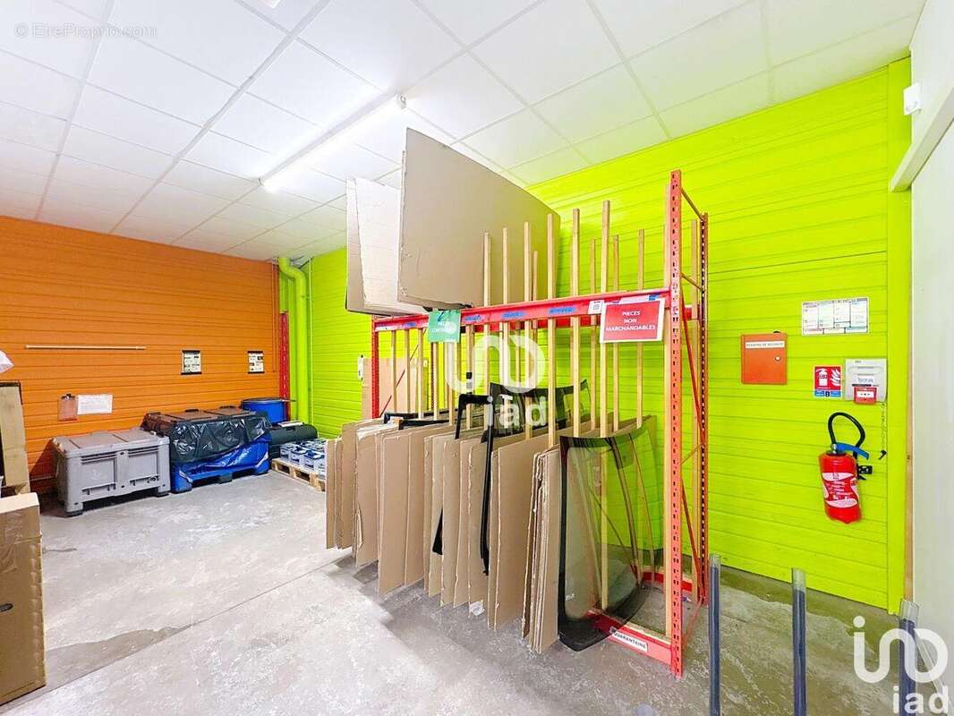 Photo 9 - Commerce à MILLAU