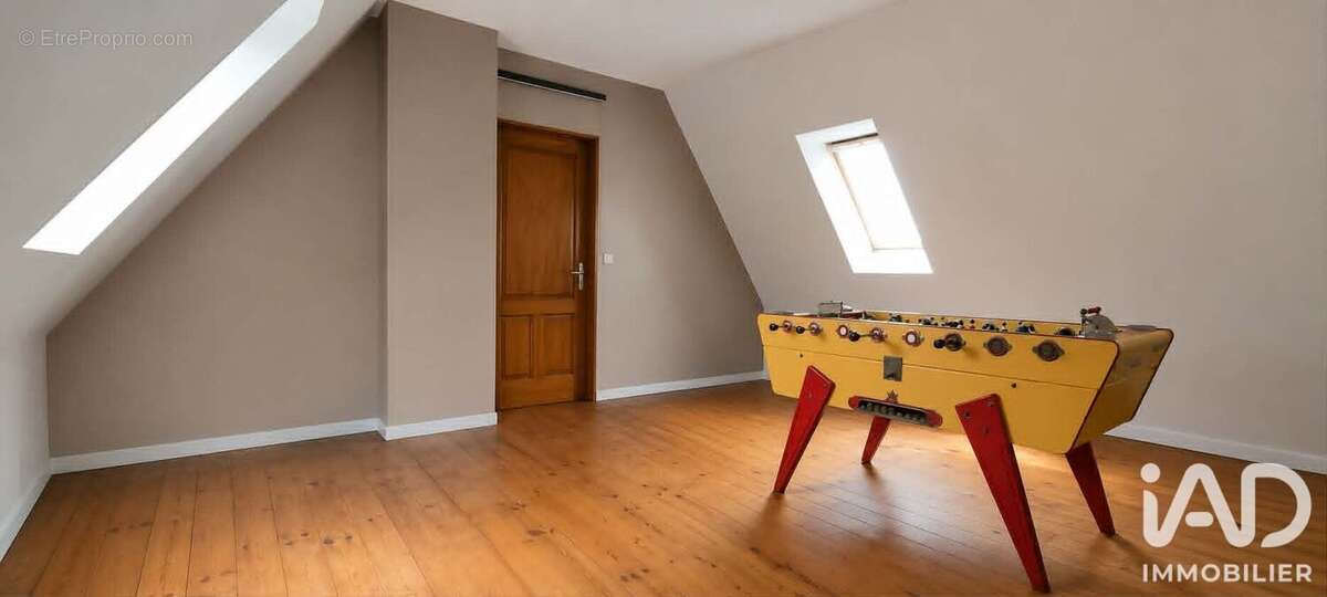 Maison 378 m² à Cassel  - photo 8