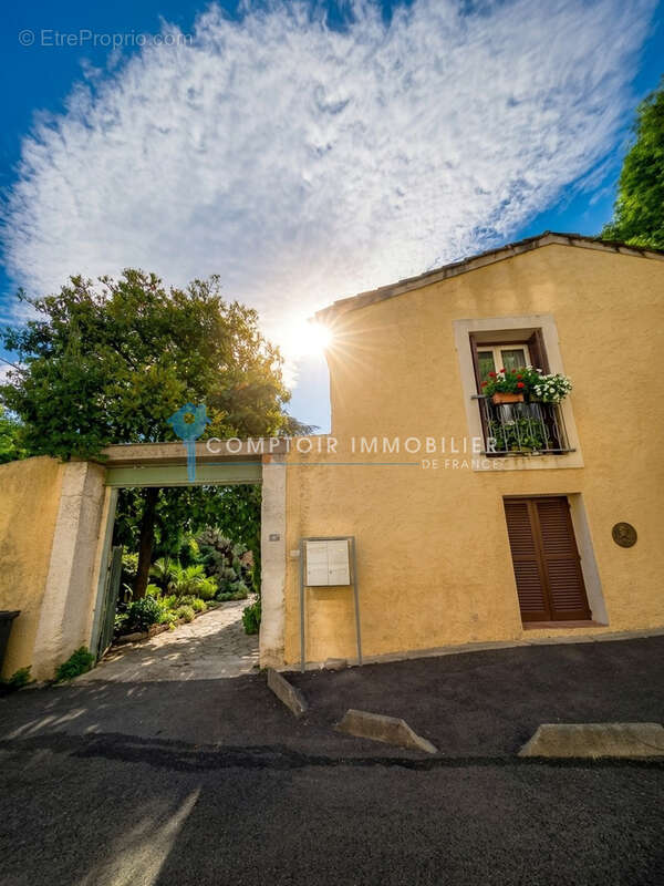 Appartement à SAINT-GEORGES-D'ORQUES
