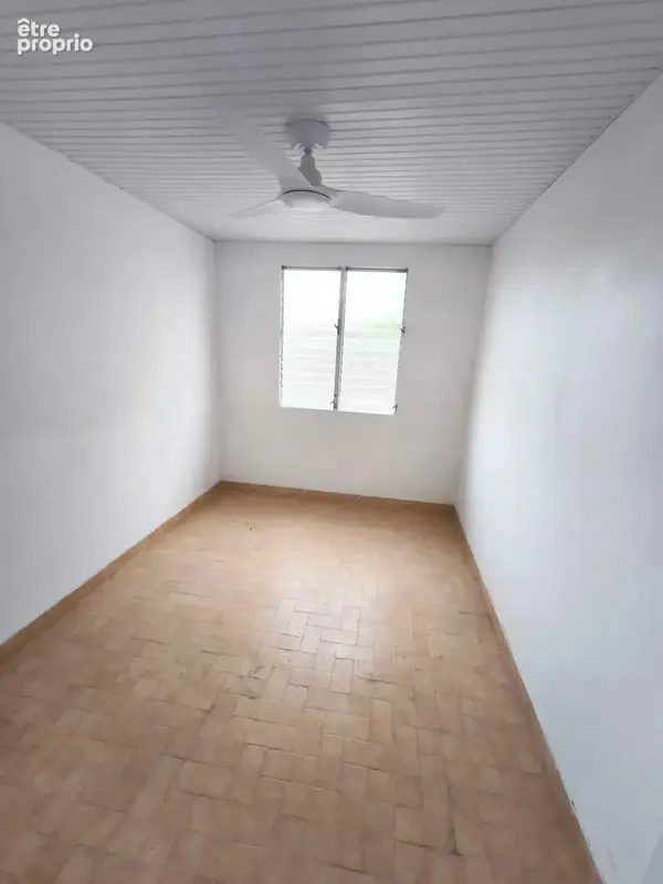 À vendre – appartement f3 de 90 m² à rénover – rivière-salée - photo 5