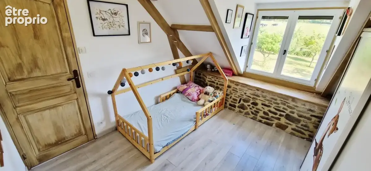  Coup de cœur à la campagne – Belle maison familiale 6 pièces de 140 m² avec véranda chauffée, dépendances, garages et jardin - photo 19