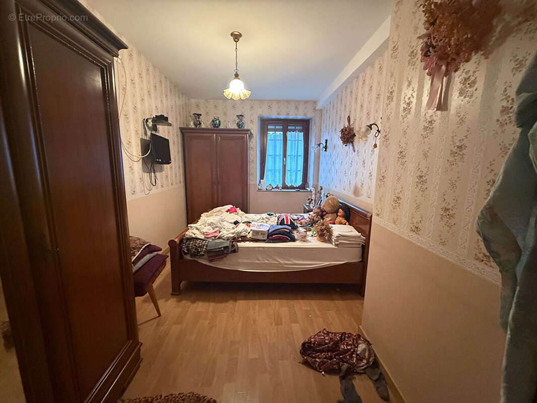 Maison à SAINTE-GENEVIEVE