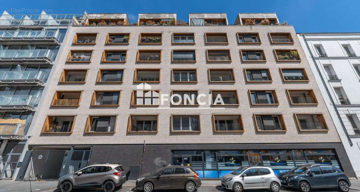 Appartement à PARIS-19E