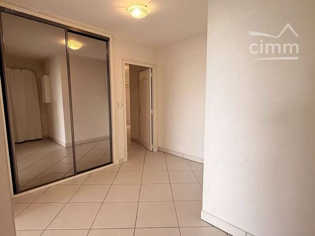 #Appartement d'exception de 145 m² avec terrasse, vue dégagée, résidence de standing – Blois - photo 4