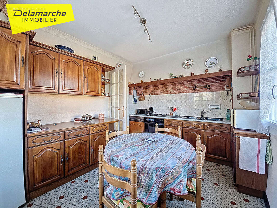 Maison à BREHAL
