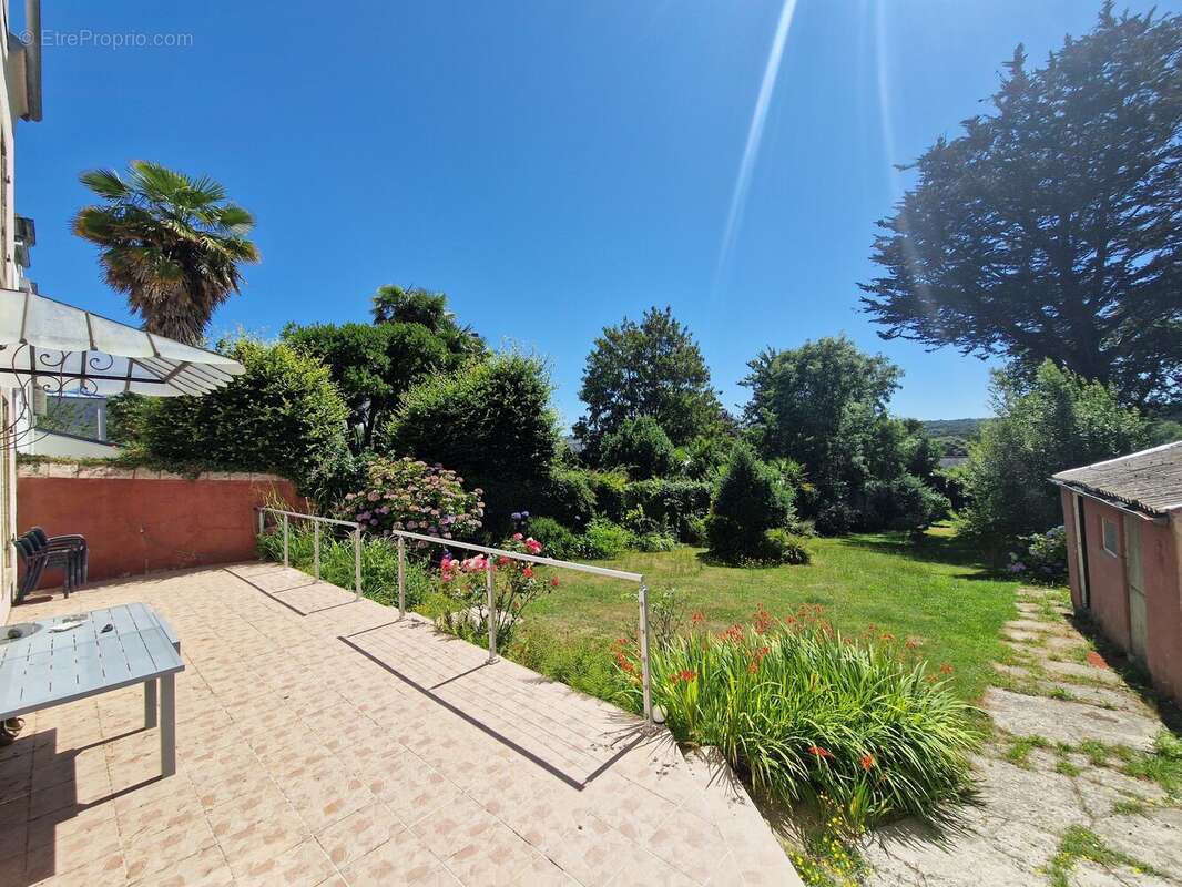 Maison 143 m² à Le Relecq-Kerhuon  - photo 2