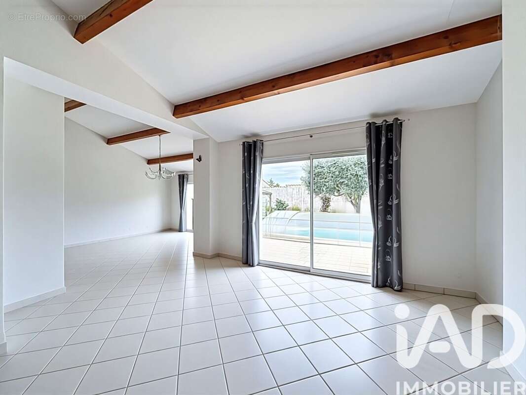 Photo 3 - Maison à SAINT-SAUVEUR-D'AUNIS