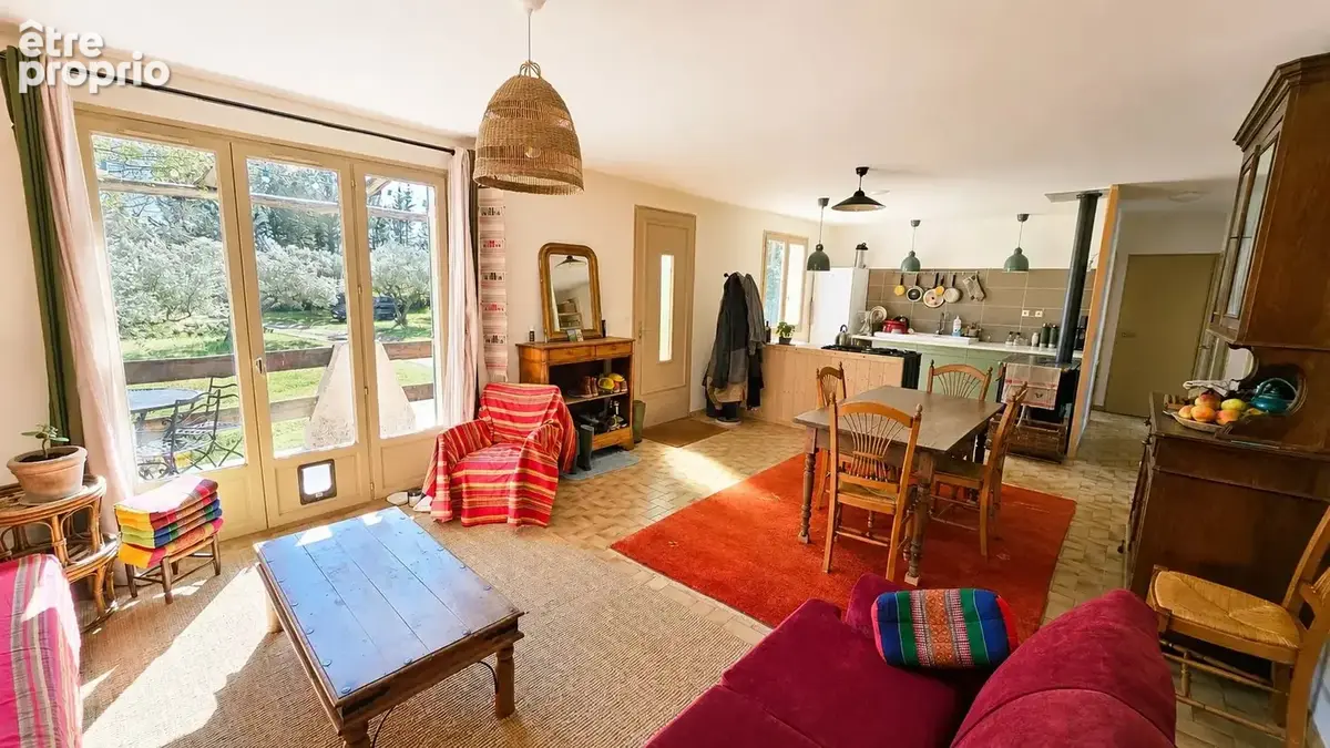 Maison 89 m² à Uzes  - photo 3