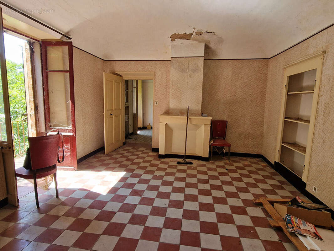 Maison à SAINT-PAUL-LE-JEUNE